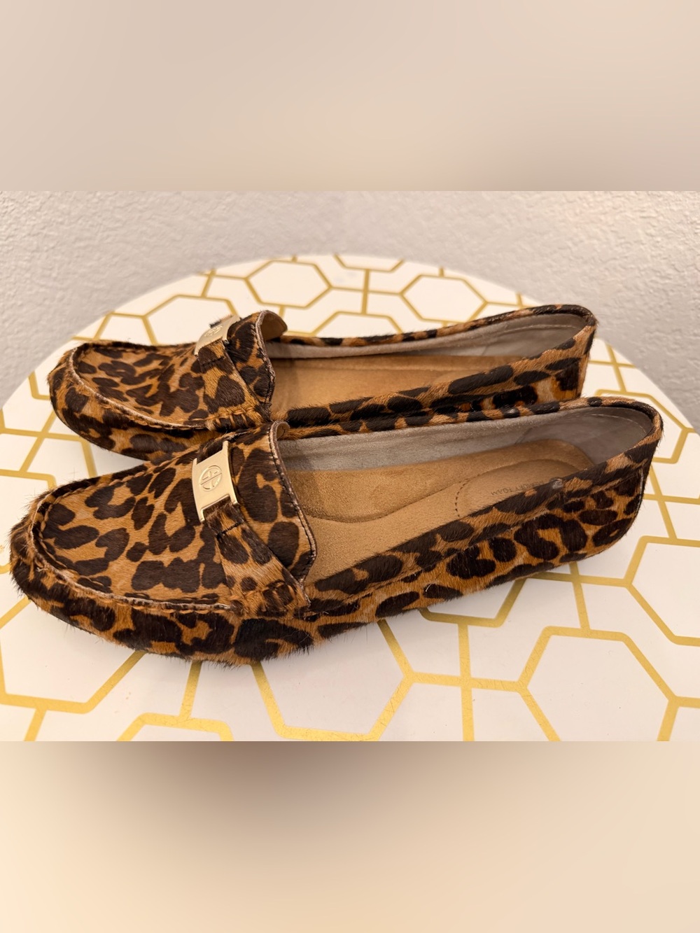 Giani Bernini Leopard Print Loafers with Gold Accent - Picture 3 of 4